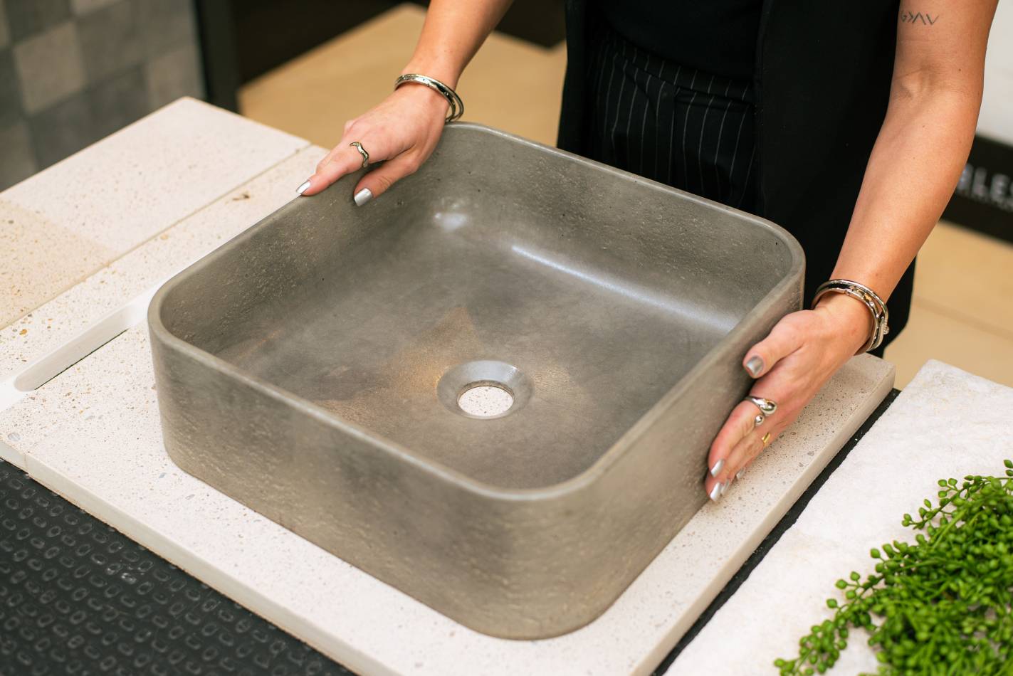 "Descubra a Exclusividade das Cubas da Nossa Marca: Design Único e Qualidade Incomparável!"